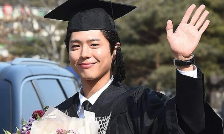 パク・ボゴムの学歴！大学・高校・中学校は？