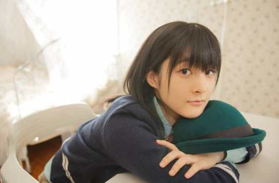 嗣永桃子の現在がインスタに？結婚や幼稚園の先生説を検証